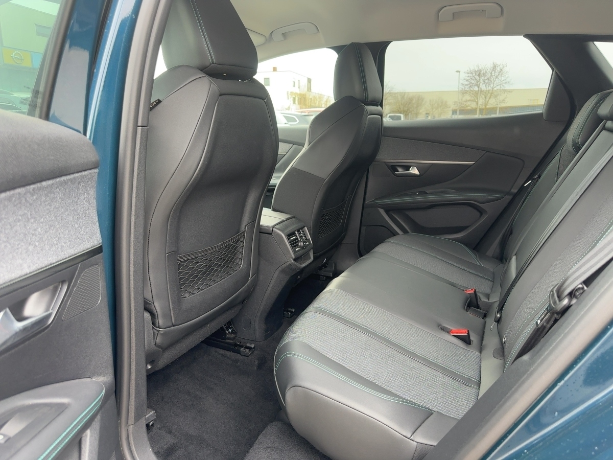 3008 1.5 BlueHDi 130 Allure Pack
