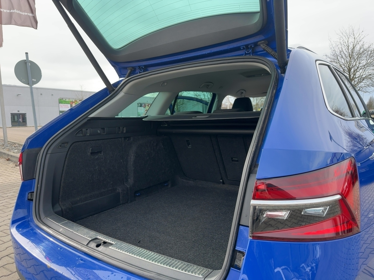 Superb Combi 2.0 TDI Style