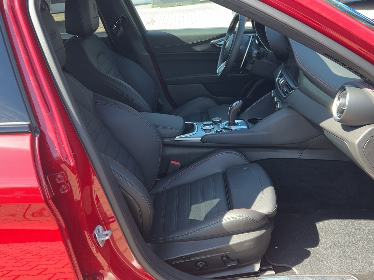 Giulia 2.0 Turbo 16V Competizione Q4 (EURO 6d)