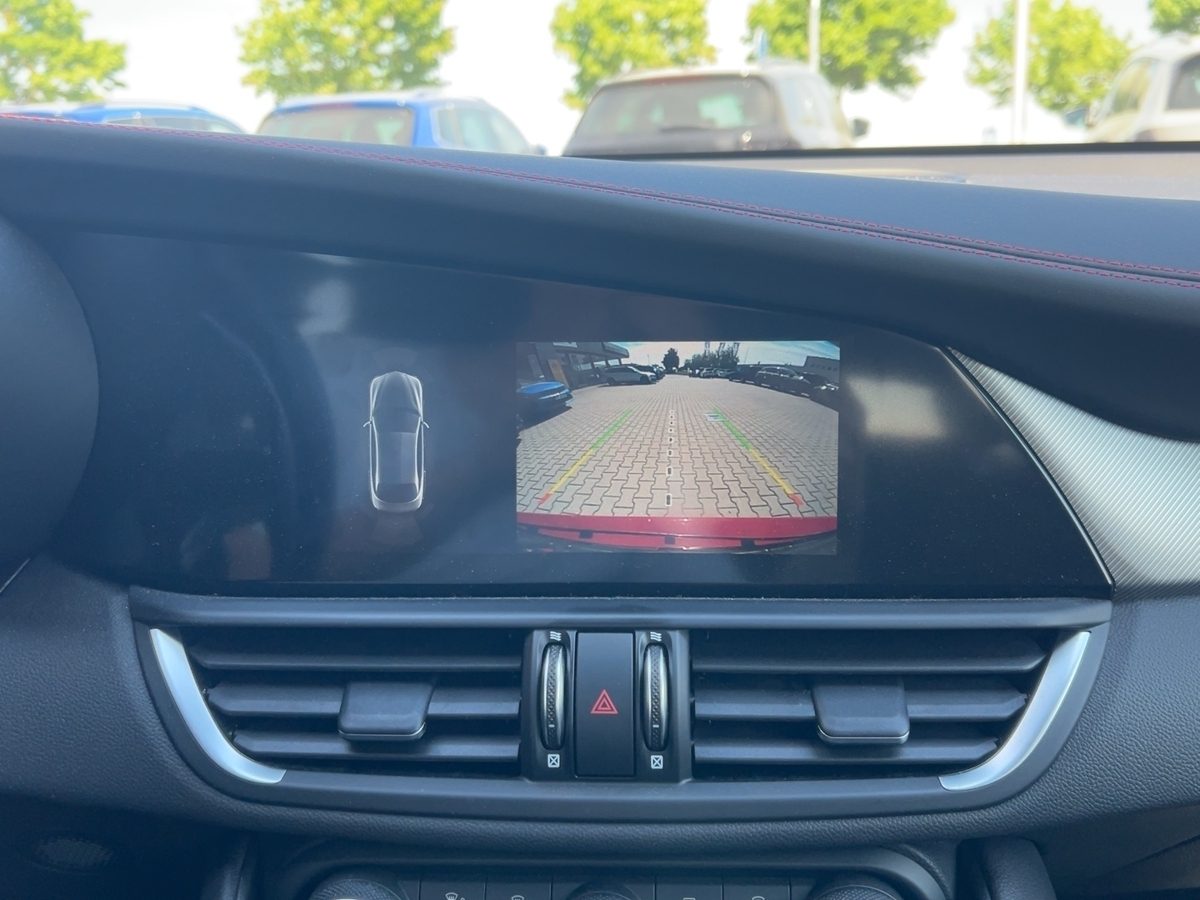 Giulia 2.0 Turbo 16V Competizione Q4 (EURO 6d)