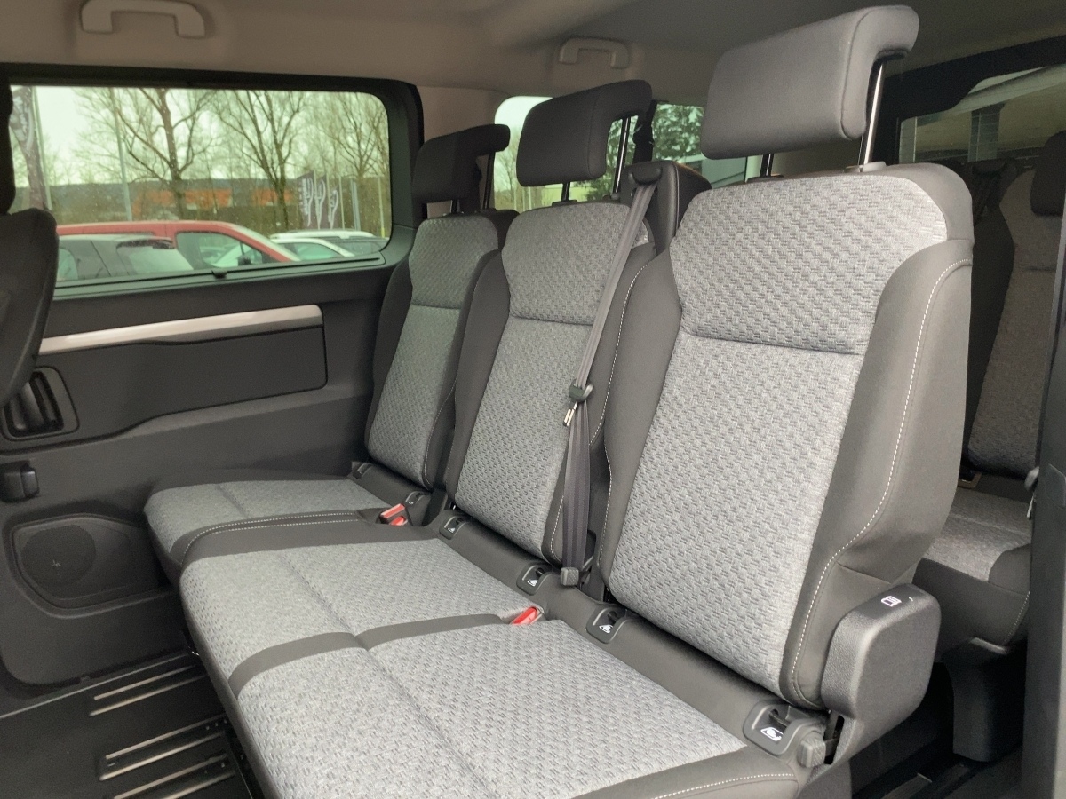 SpaceTourer 2.0 BlueHDi 180 Plus XL 8-Sitzer