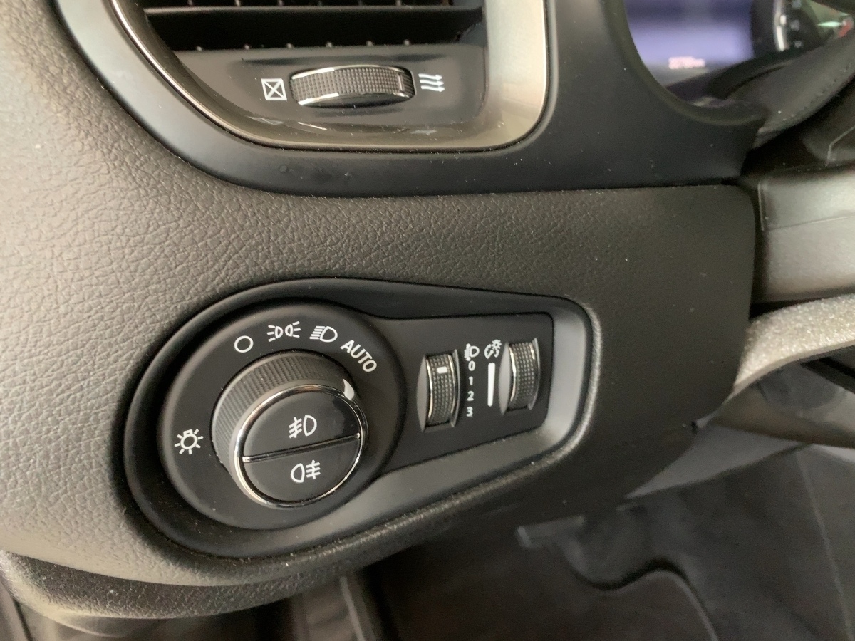 Renegade 1.5 MultiAir Mild Hybrid Longitude (EUR