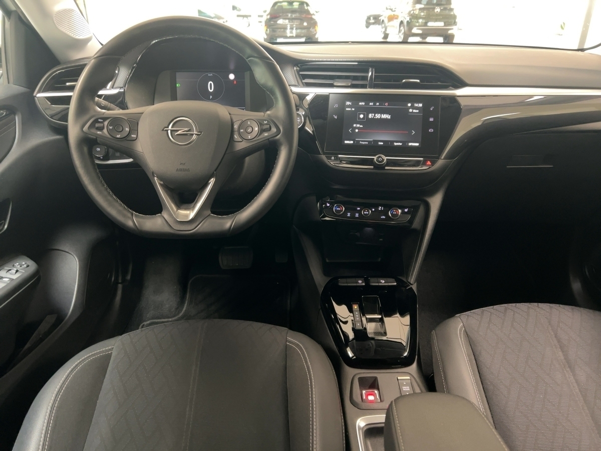 Corsa F e Elegance