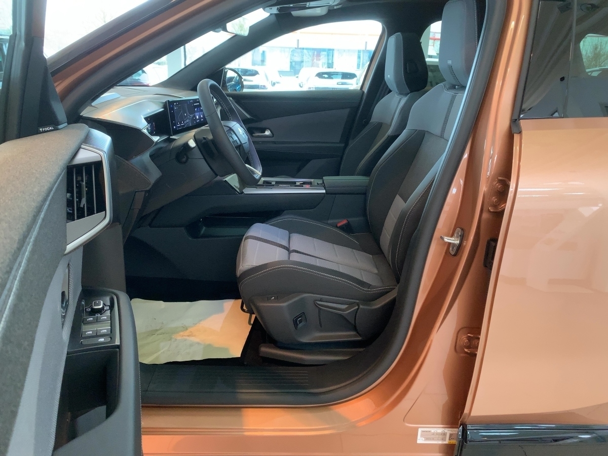 Insignia 2.0 CDTI Elegance (EURO 6d)