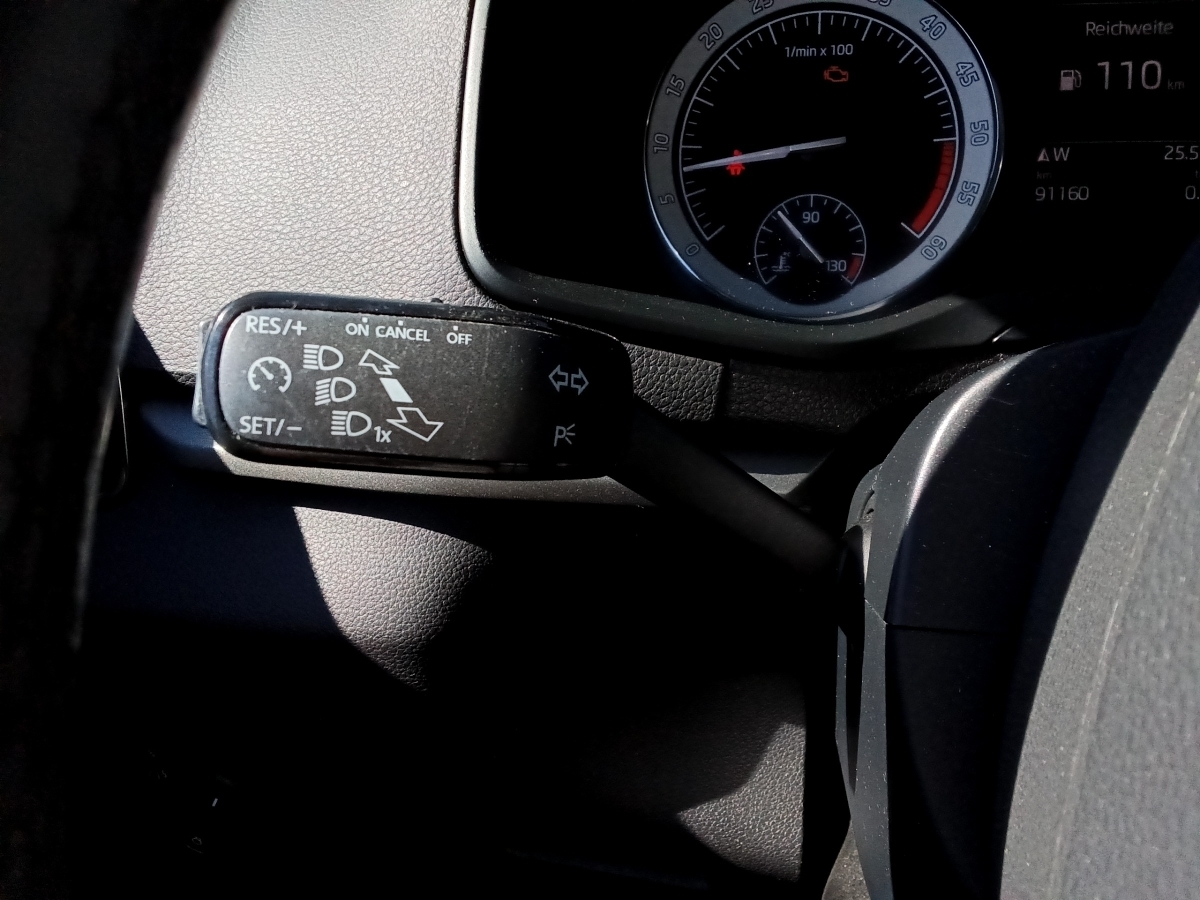 Karoq 1.6 TDI Ambition (EURO 6d-TEMP)