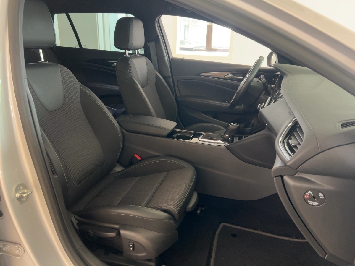 Insignia 2.0 Turbo 4x4 GSi (EURO 6d)