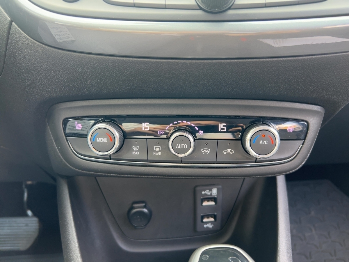 Crossland X 1.5 D Elegance (EURO 6d)