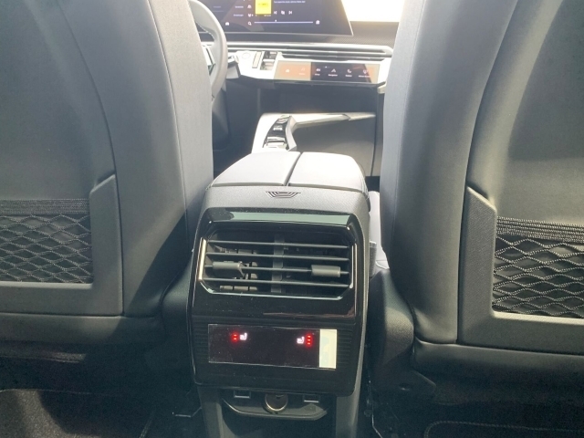 3008 Elektromotor 210 GT, Rückfahrkamera, Navi,