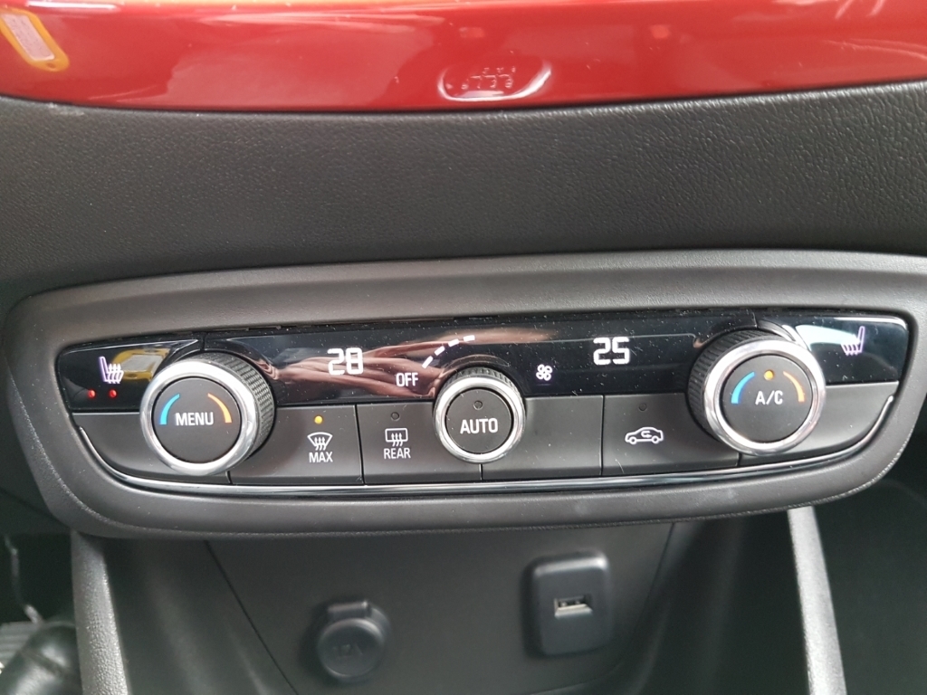 Crossland X 1.2 Turbo GS Line Rückfahrkamera