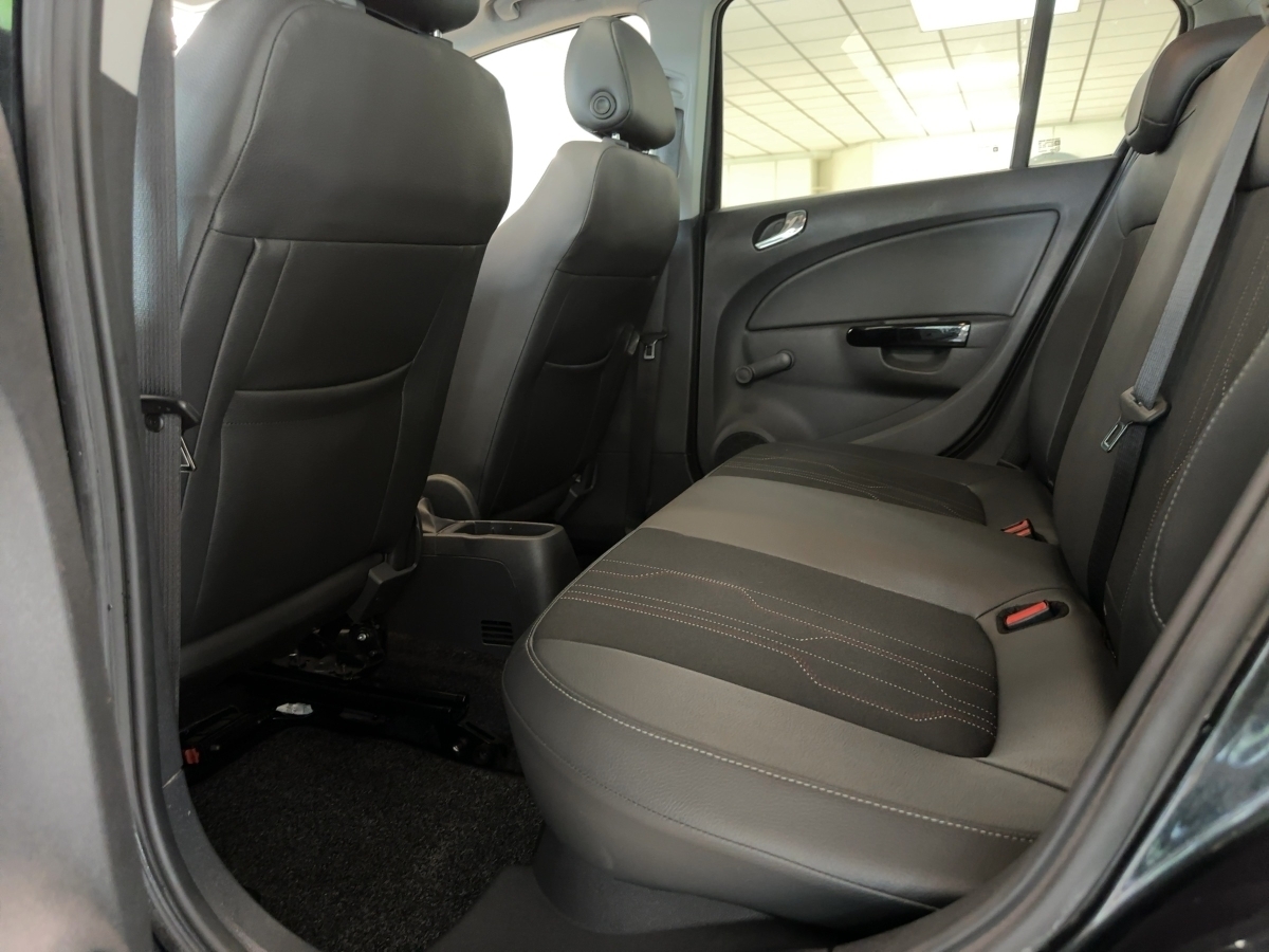 Corsa D 1.4 