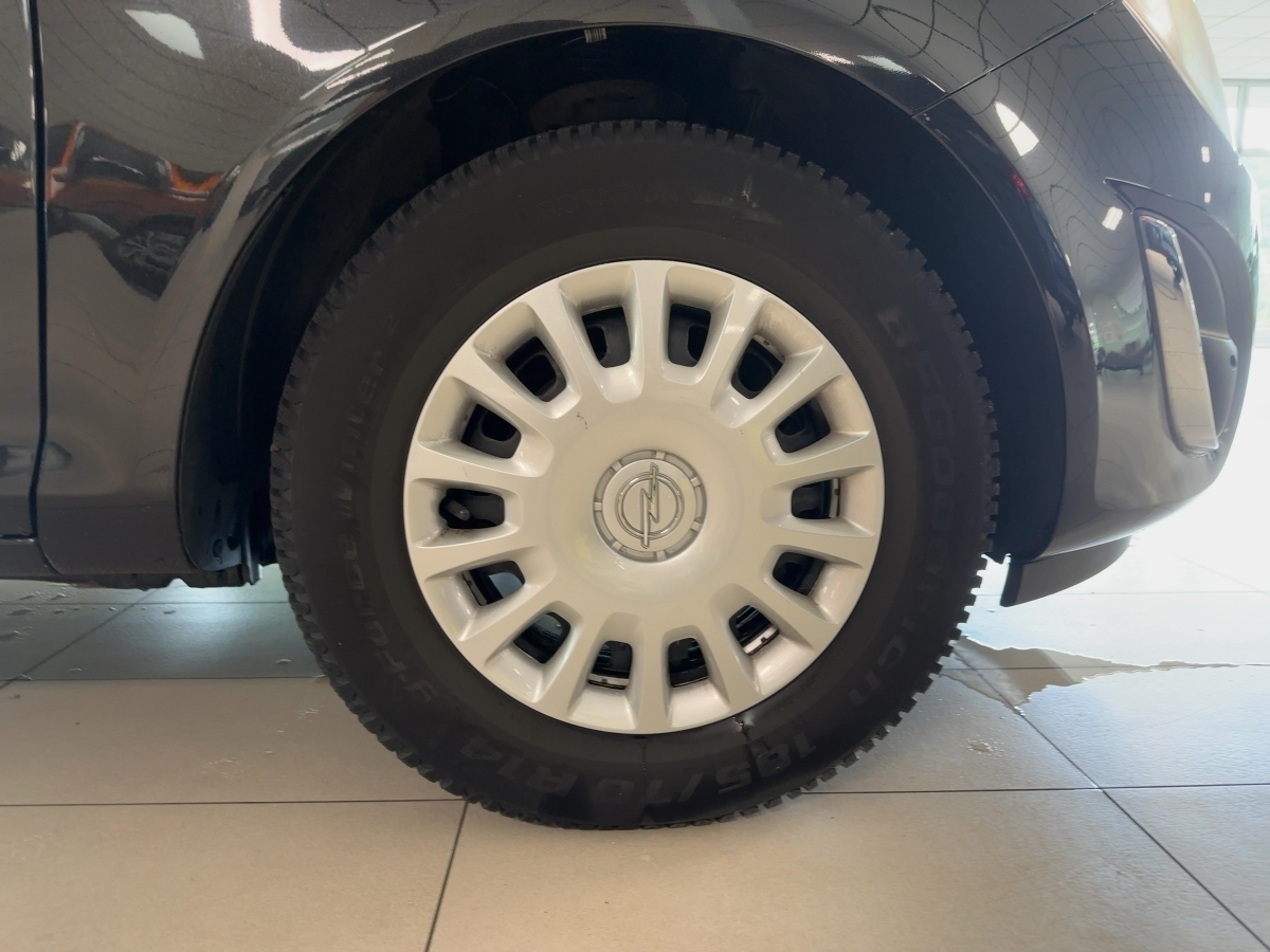 Corsa D 1.4 