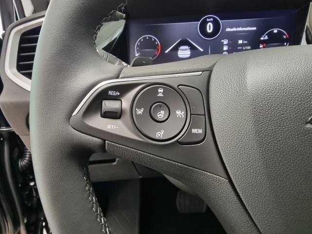 Karoq Style, 4x4, Rückfahrkamera, Navi