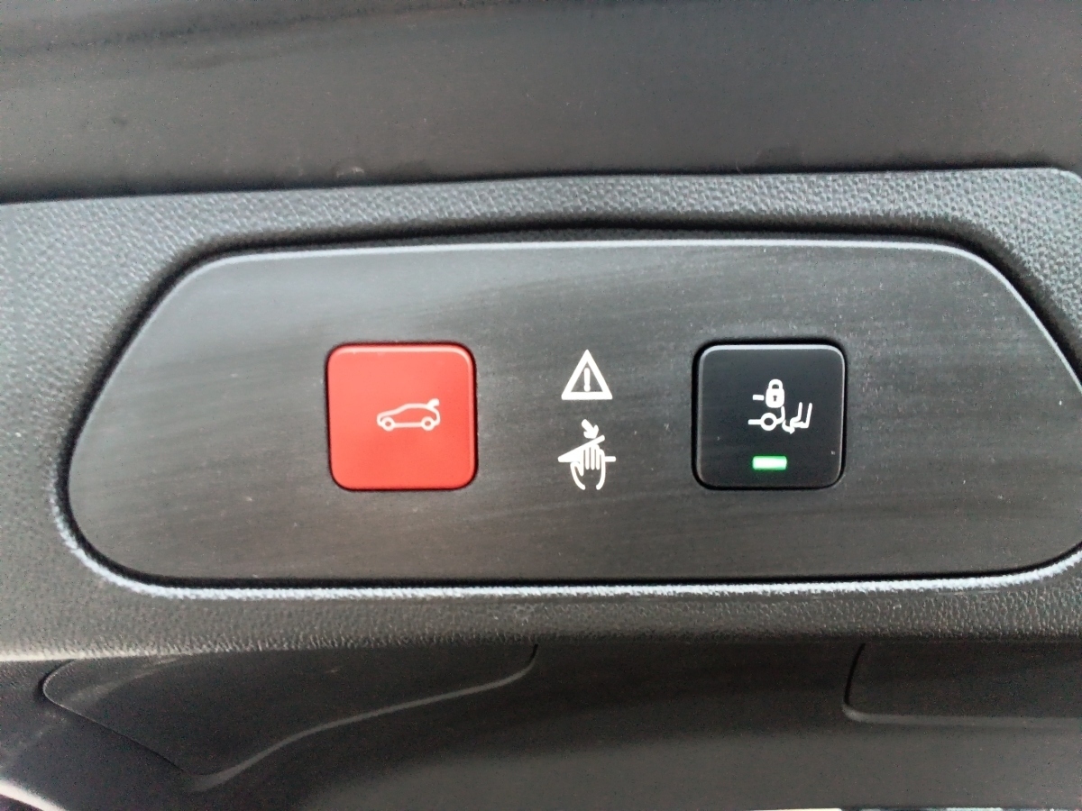 Grandland X Navigationssystem LED-Scheinwerfer