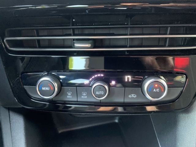 Corsa F 1.2 Turbo Elegance (EURO 6d)