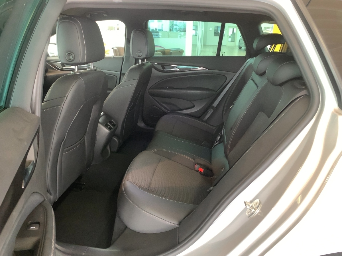 Insignia  Elegance Sitzheizung Rükfahrkamera