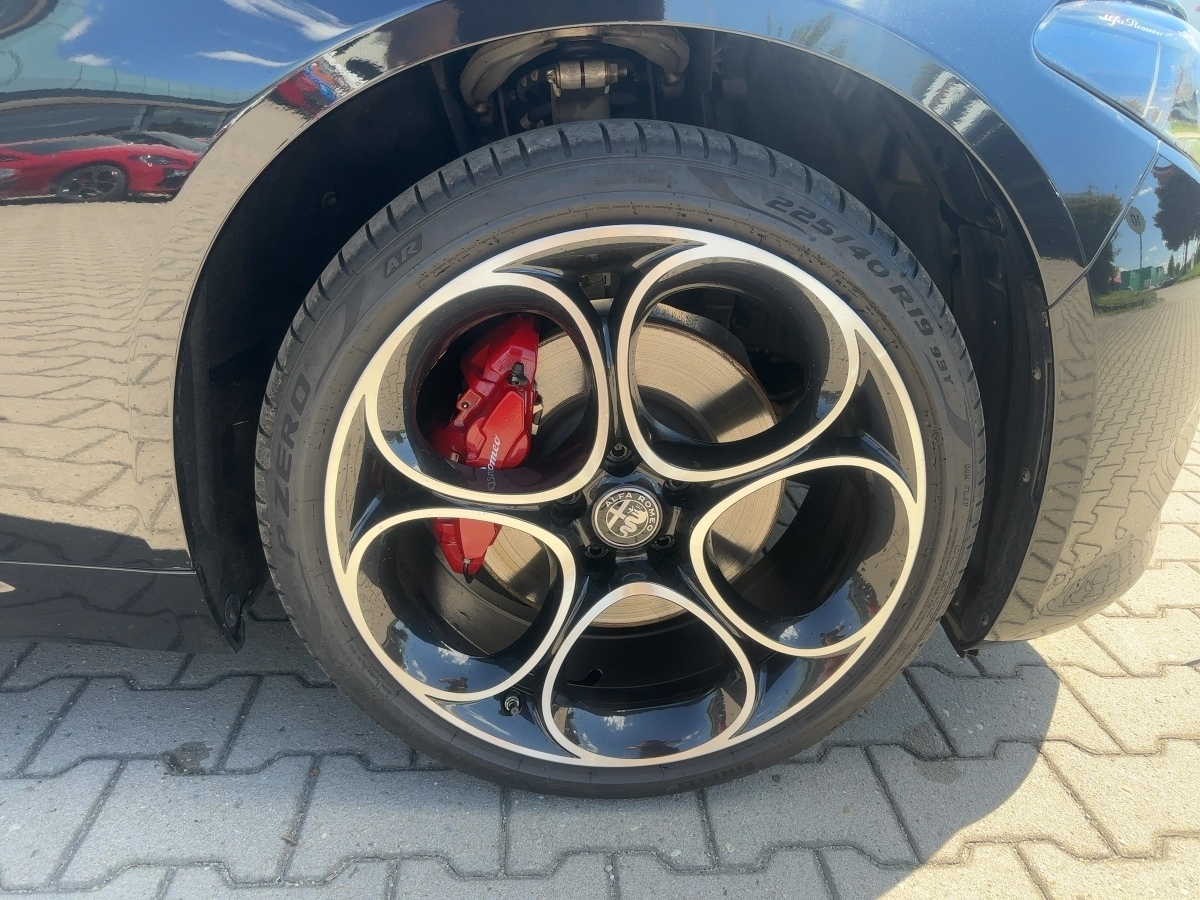 Giulia 2.0 Turbo 16V Competizione Q4 (EURO 6d)