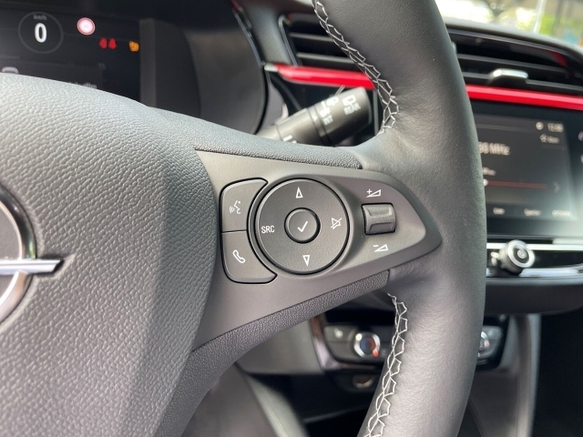 Corsa  Elegance Navigationssystem Rückfahrkamera