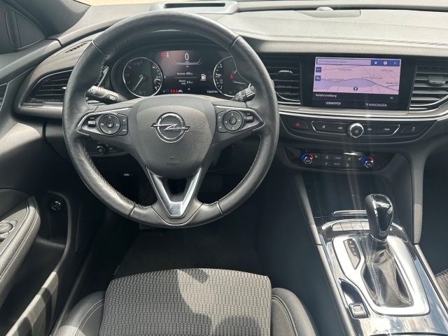 Insignia  Elegance Navi Freisprecheinrichtung