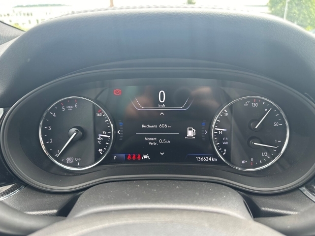 Insignia  Elegance Navi Freisprecheinrichtung