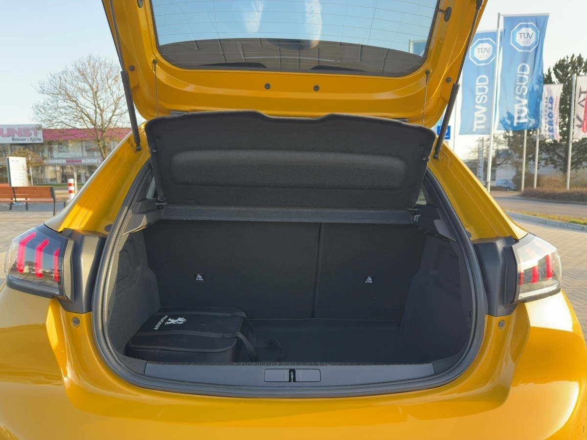 208 (e-) 136 GT Pack