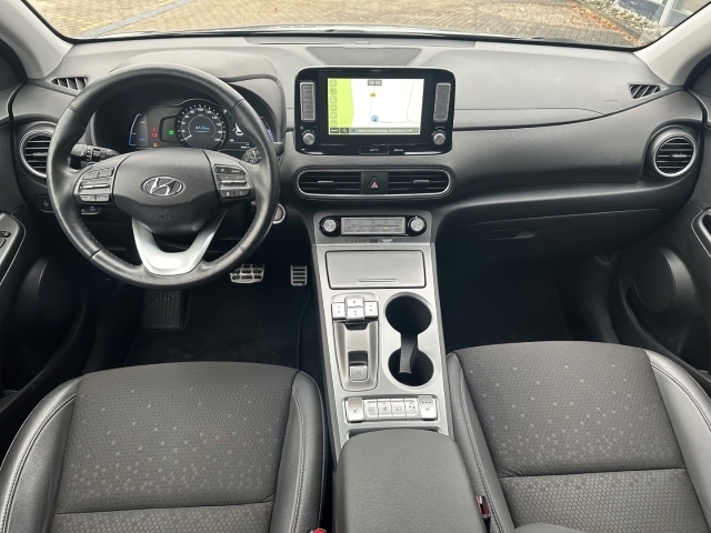 Kona Trend-Paket Elektro 2WD