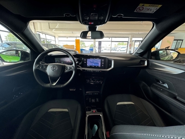 Mokka-e  Ultimate Elektro Rückfahrkamera Navi