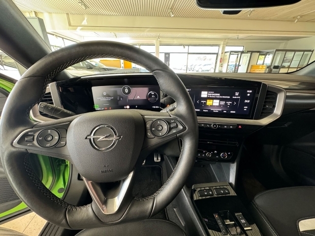 Mokka-e  Ultimate Elektro Rückfahrkamera Navi
