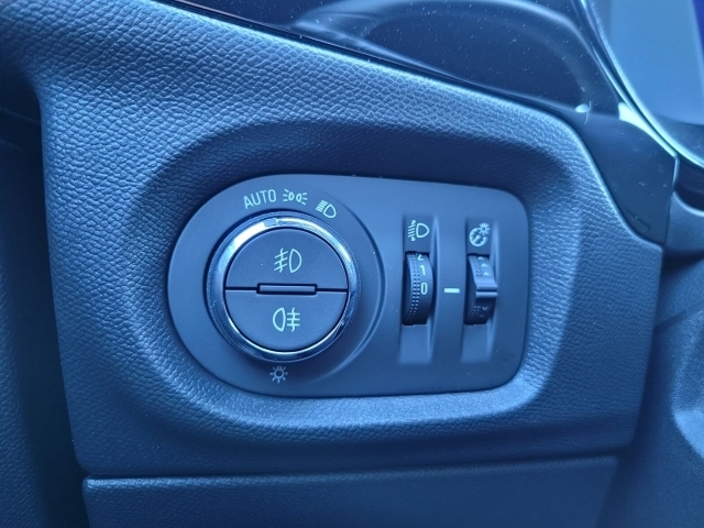 Corsa  F GS Line Einparkhilfe Sitzheizung