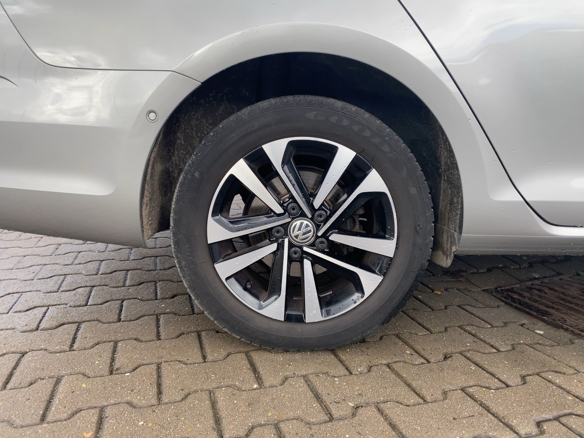 Touran 1.5 TSI Highline 7-Sitzer