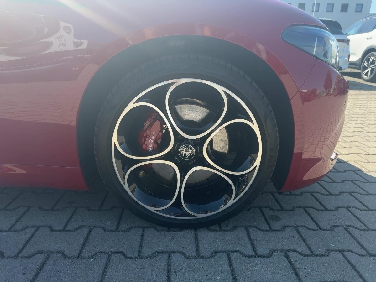 Giulia 2.0 Turbo 16V Competizione Q4 (EURO 6d)