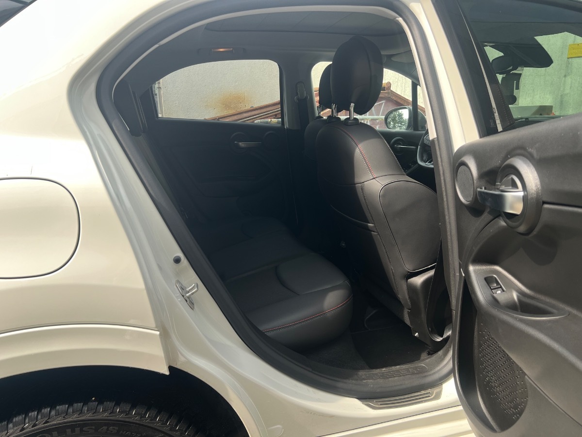500X 1.5 GSE Mild-Hybrid Dolcevita Sport Faltsch