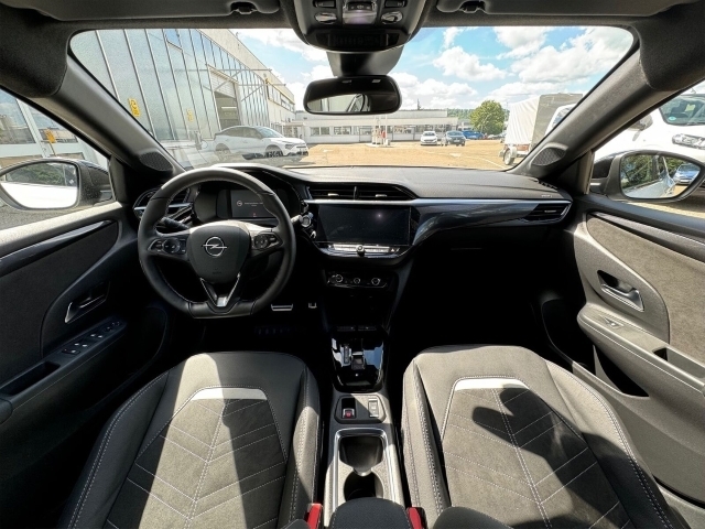 Corsa  F Ultimate Elektro Navigationssystem