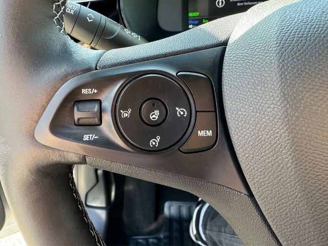 Corsa  F Ultimate Elektro Navigationssystem