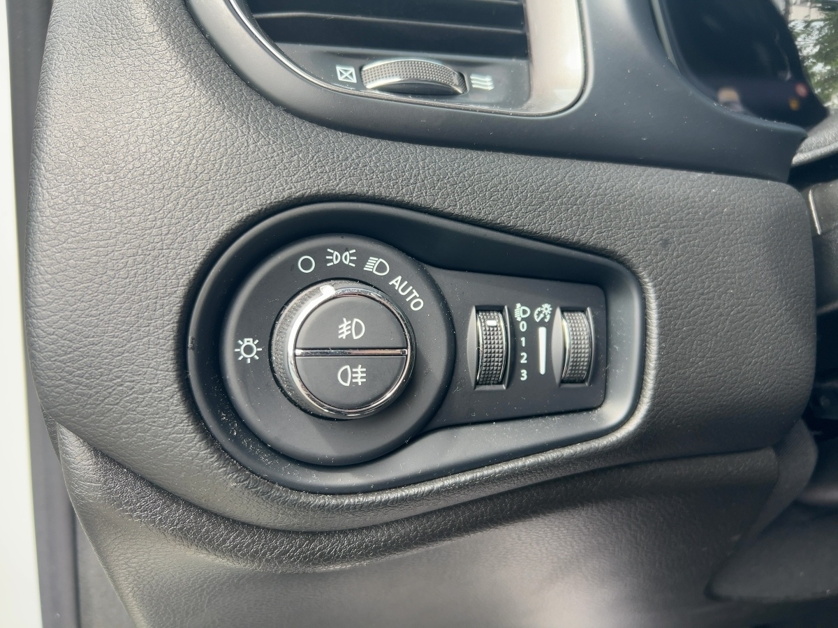 Corsa F 1.2 Turbo