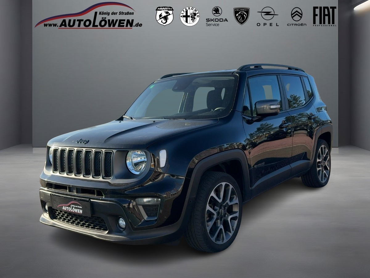 Renegade Plug in Hybrid Apple CarPlay
