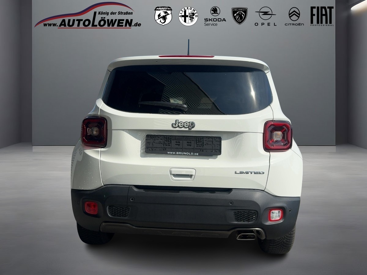 Renegade Plug in Hybrid Apple CarPlay