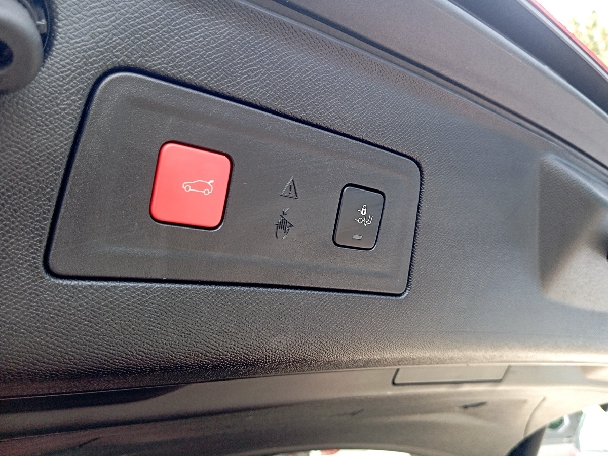508 1.2 PureTech 130 SW GT Rückfahrkamera Sitzhe