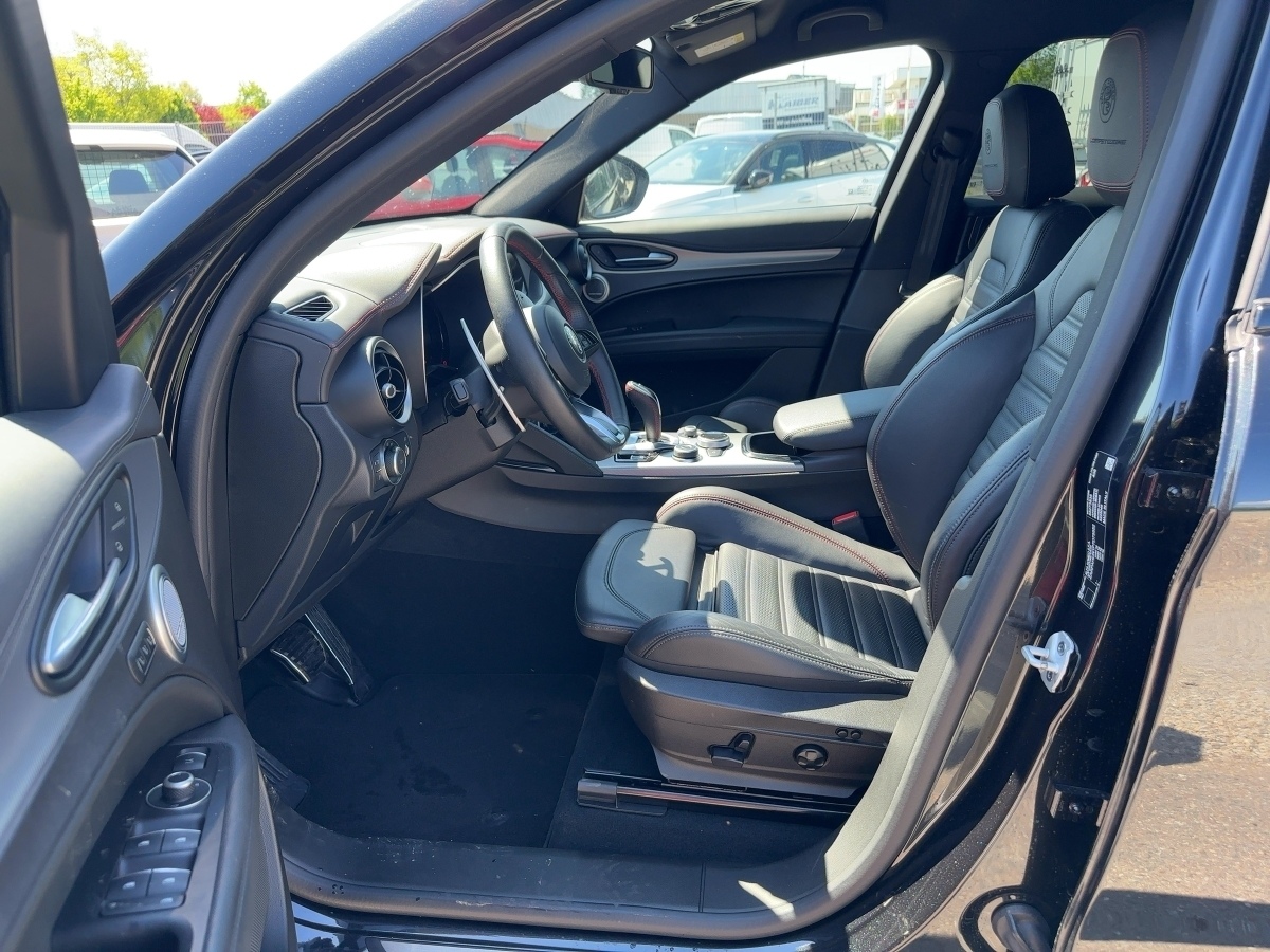 Stelvio 2.0 Turbo 16V Competizione Q4 (EURO 6d)