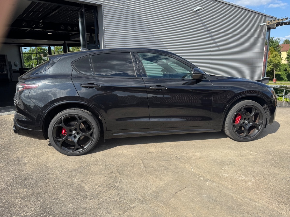 Stelvio 2.0 Turbo 16V Competizione Q4 (EURO 6d)
