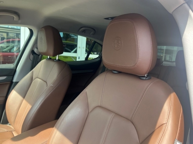 Stelvio 2.0 Turbo 16V Competizione Q4 (EURO 6d)