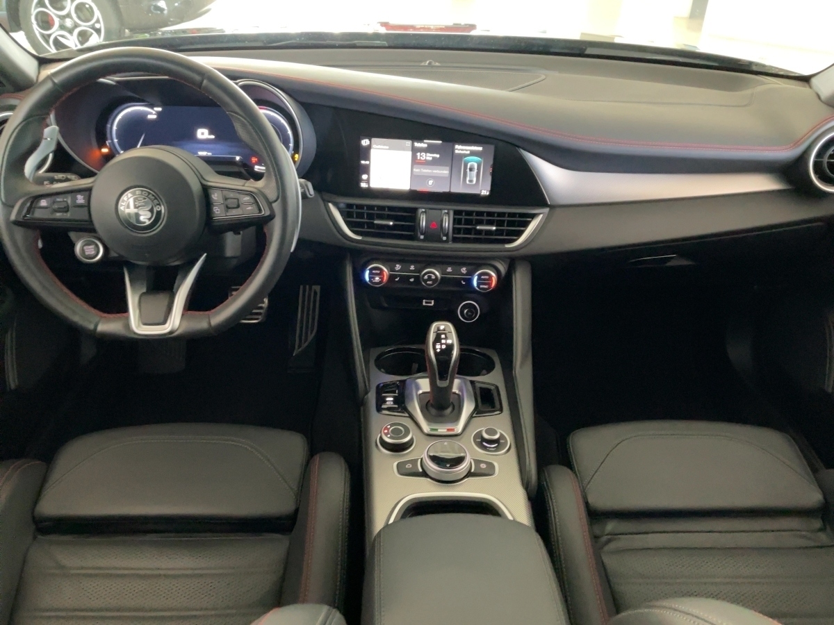 Giulia 2.0 Turbo 16V Competizione Q4 (EURO 6d)