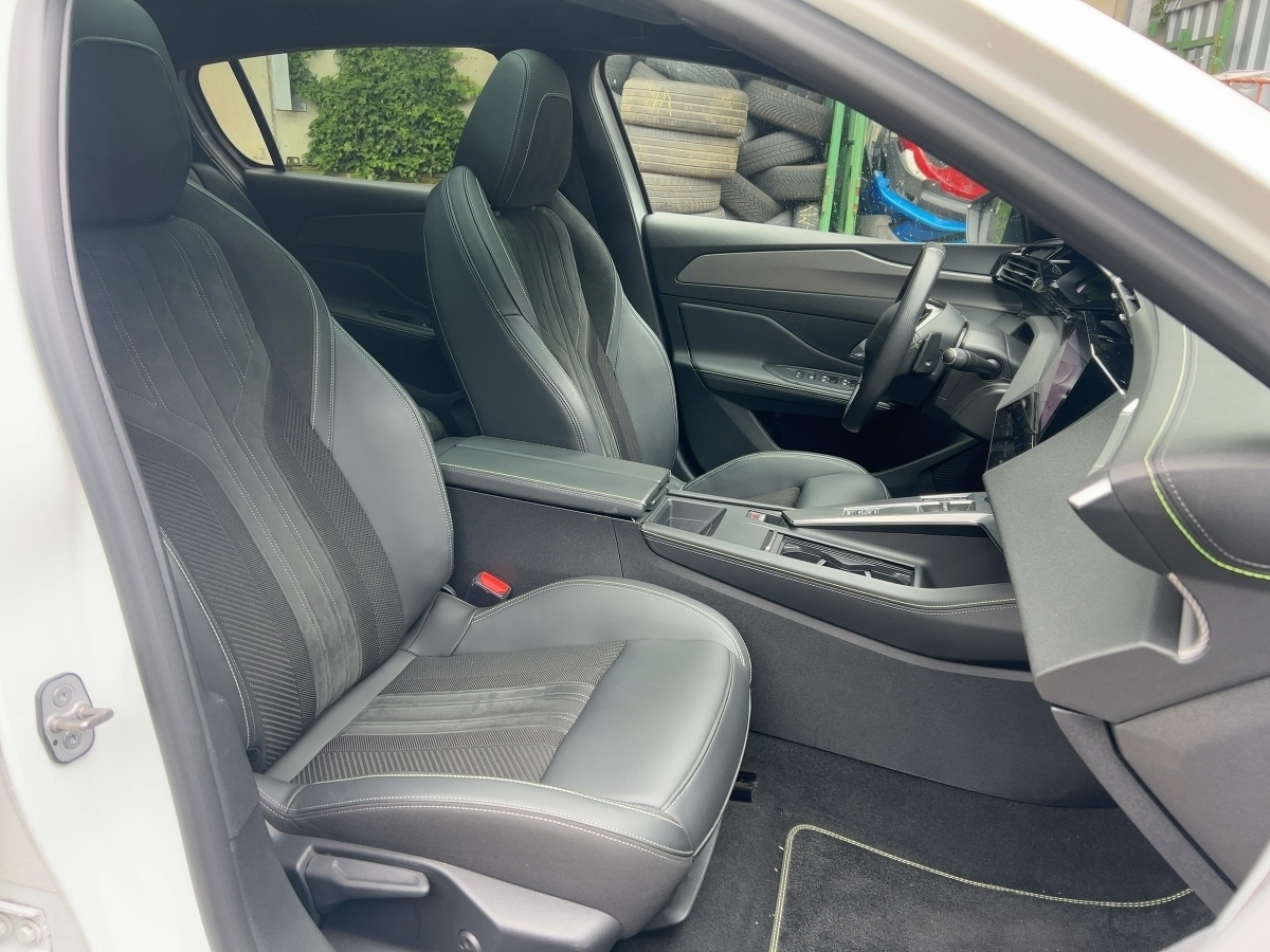 308 Hybrid 225 (Plug-In) GT Pack (EURO 6d)