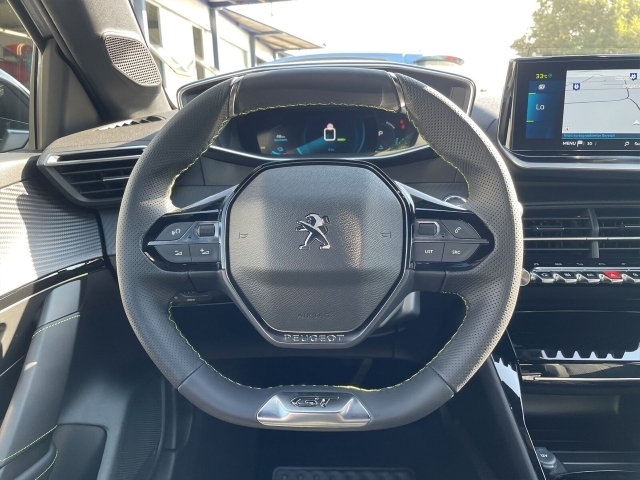 208 GT, Rückfahrkamera, Navi, Sitzheizung