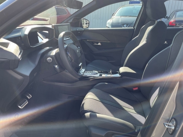 208 GT, Rückfahrkamera, Navi, Sitzheizung