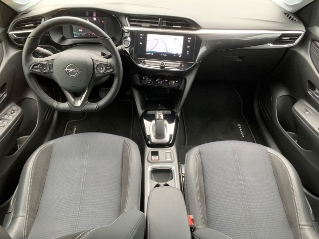 Corsa F e Elegance