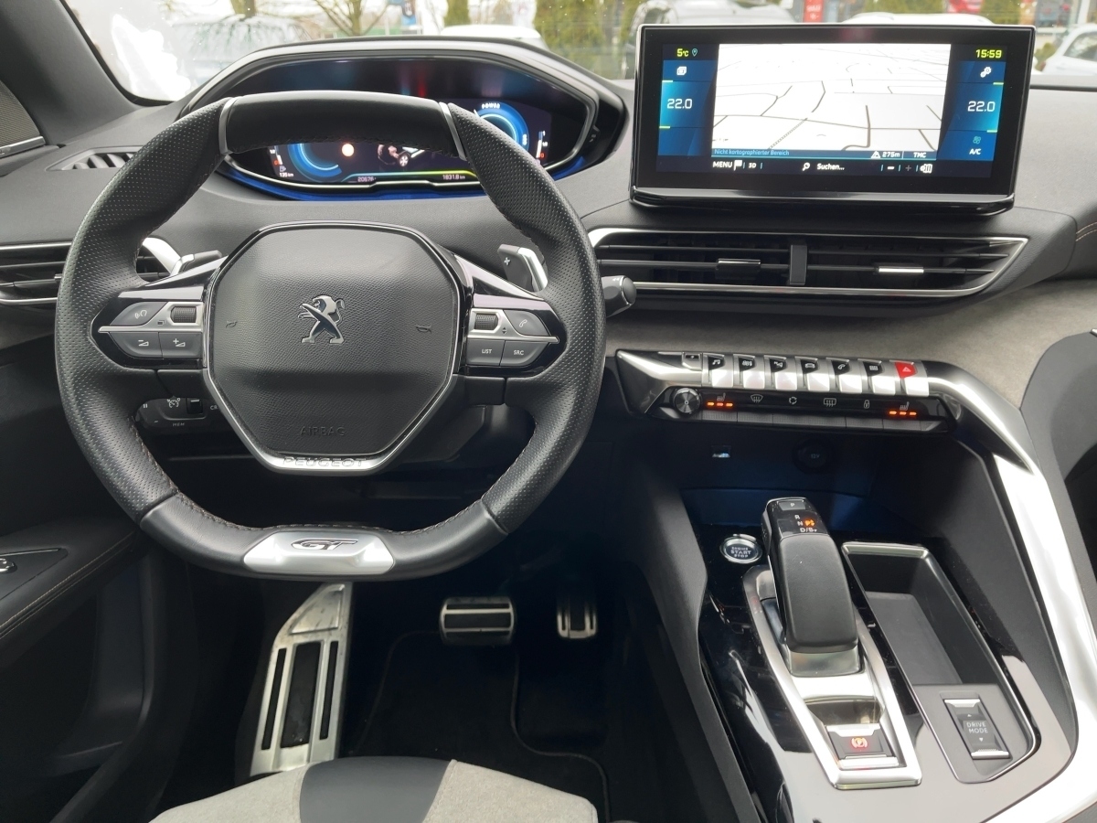 3008 GT Pack Hybrid 225