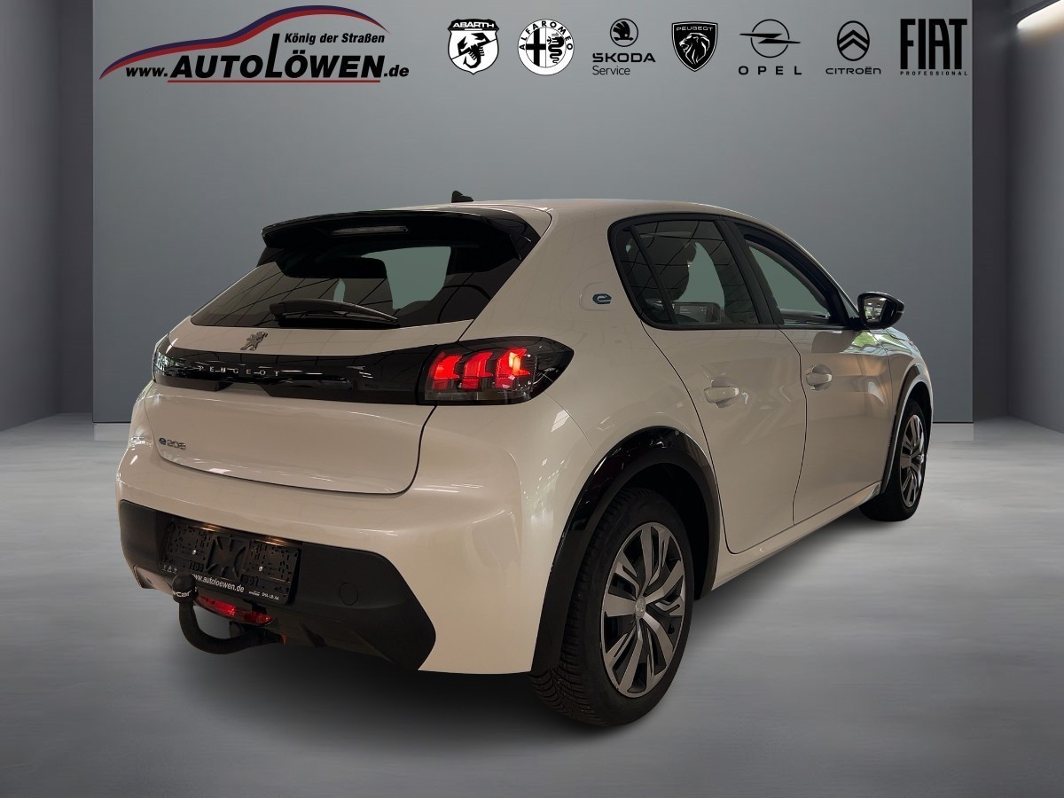 208 (e-) 136 Active