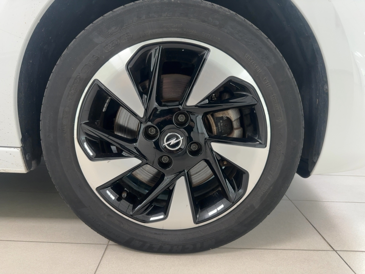 Corsa F e Elegance