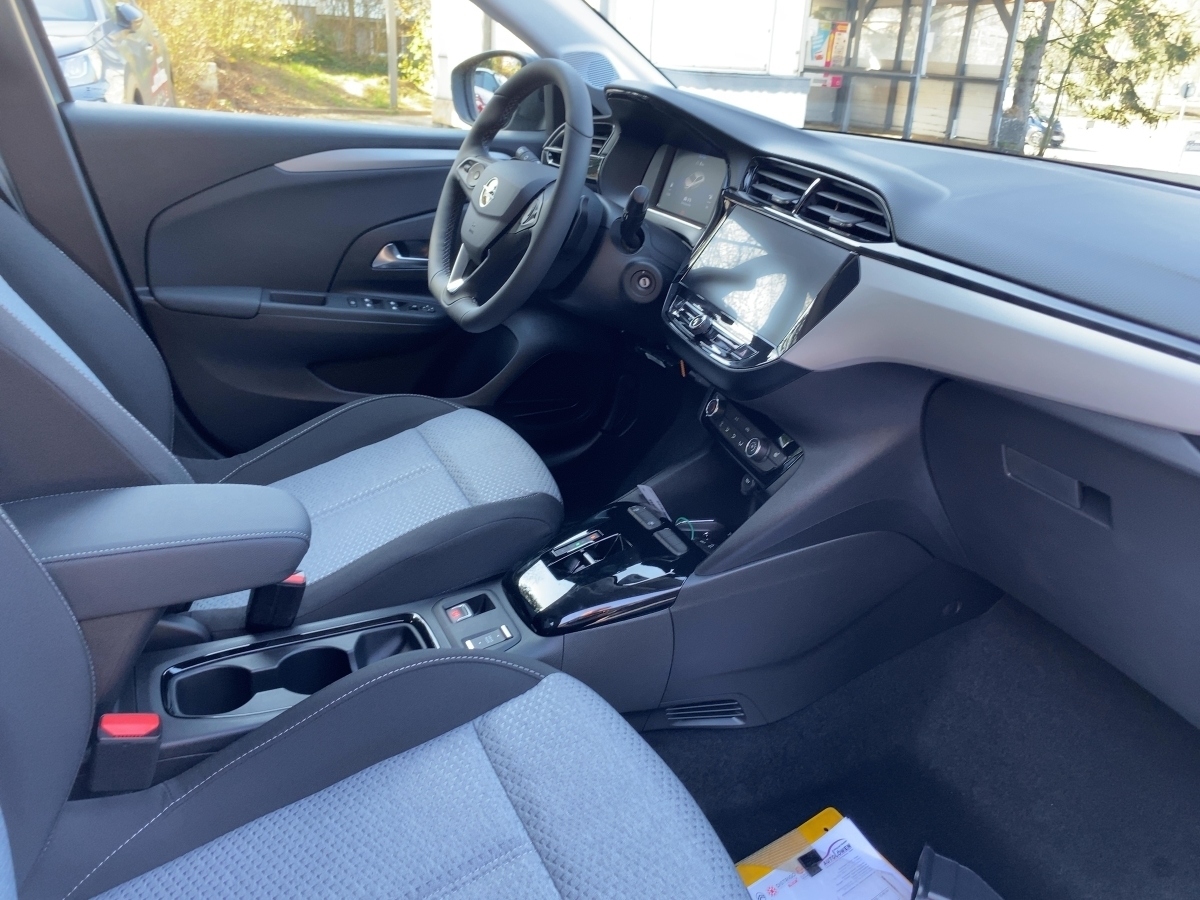 Corsa F e GS Line