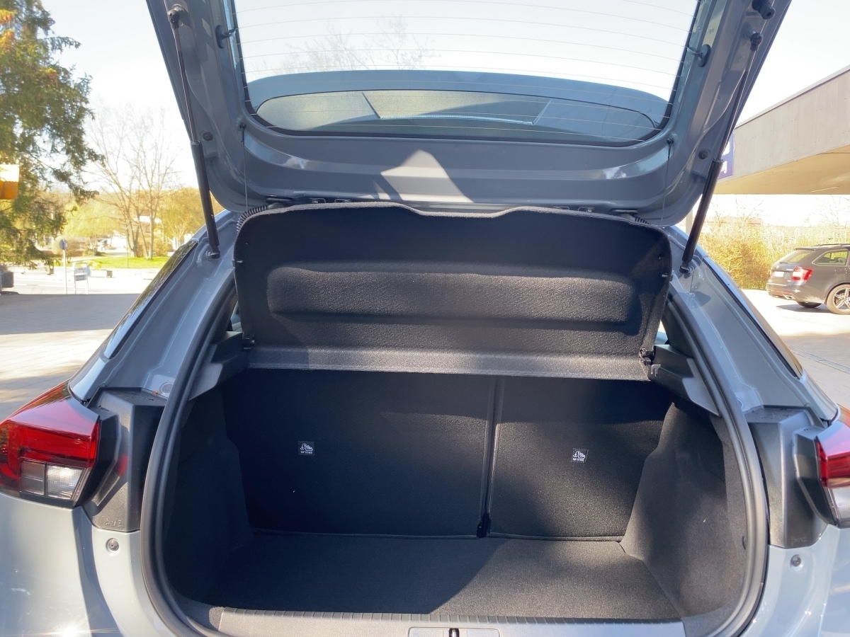 Corsa F e GS Line